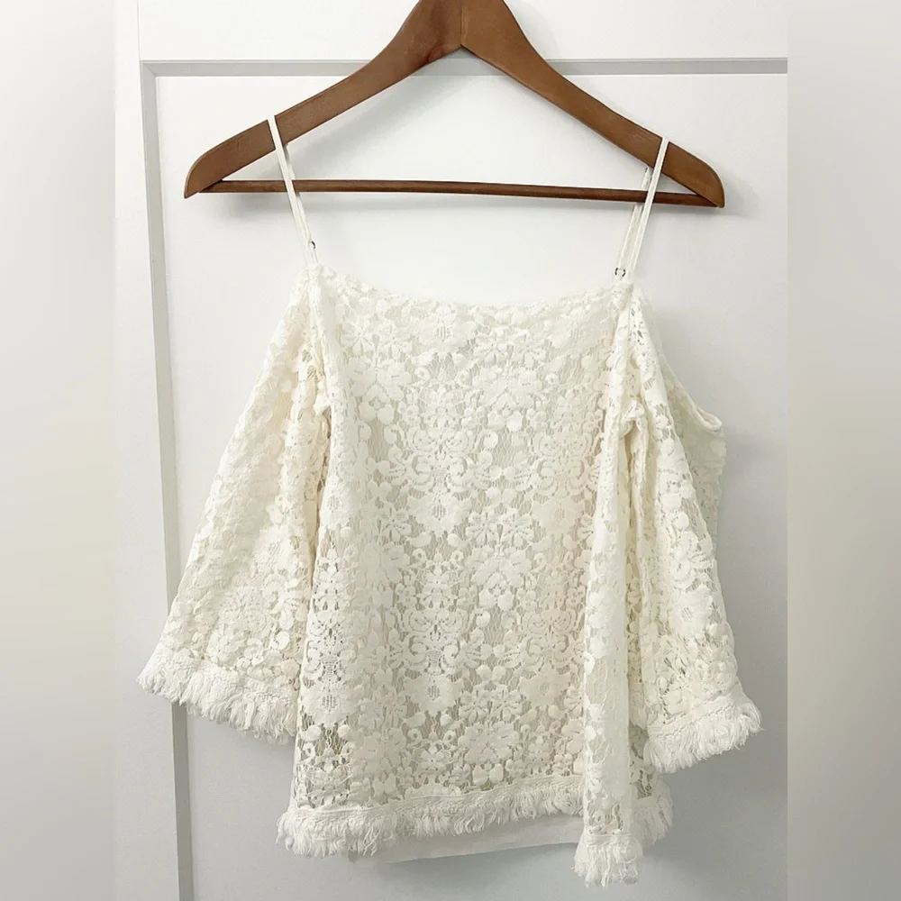 Bailey 44 Top Tusk Boho Ivory Lace & Fringe Cold Shoulder Women’s Small - Picture 3 of 11